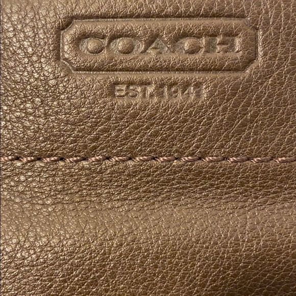 🆕Coach Carly Brown Leather Shoulder Bag (NWOT)🔥 - Picture 7 of 11